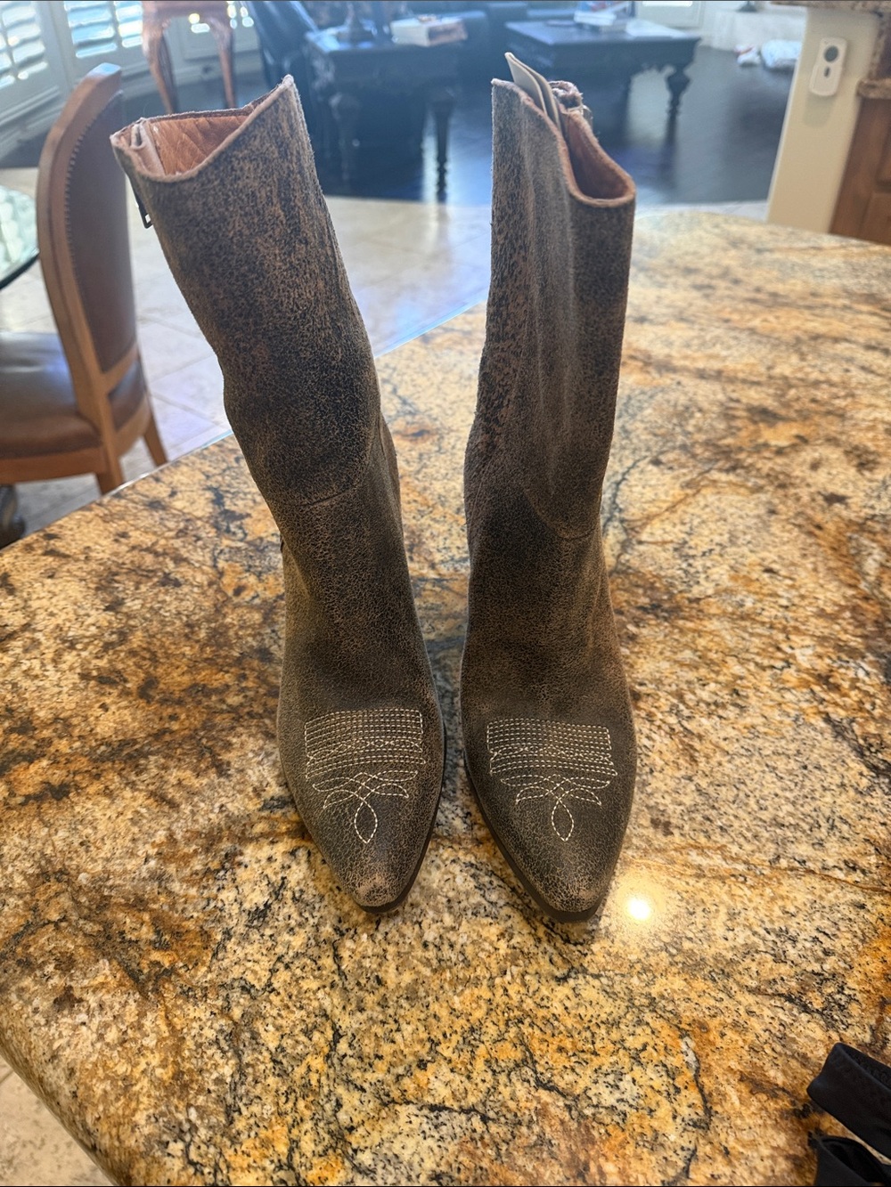 Golden goose Women’s Brown Suede Mid-Calf Western Boots!!